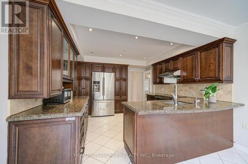 4303 Bridlepath Trail, Mississauga, ON - Indoor Photo Showing Kitchen With Double Sink