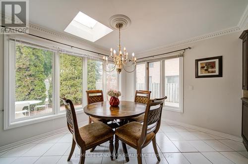 4303 Bridlepath Trail, Mississauga, ON - Indoor Photo Showing Dining Room