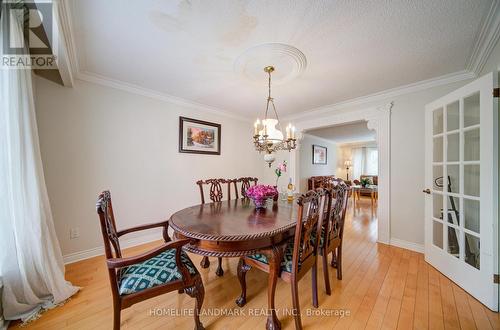 4303 Bridlepath Trail, Mississauga, ON - Indoor Photo Showing Dining Room