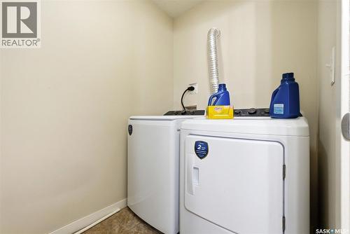 129 5063 James Hill Road, Regina, SK - Indoor Photo Showing Laundry Room