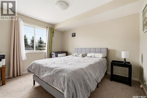 129 5063 James Hill Road, Regina, SK - Indoor Photo Showing Bedroom