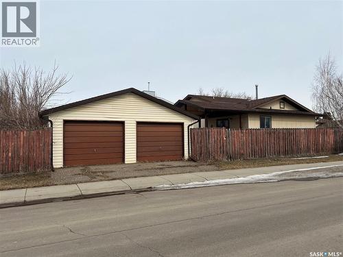 734 Sherry Way, Saskatoon, SK - Outdoor