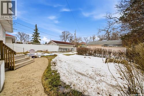 615 Mullin Avenue E, Regina, SK - Outdoor