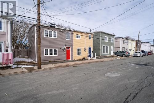 32 Summer Street  St. John's, NL A1C 2T7