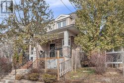 429 JONES AVENUE Toronto, ON M4J 3G6
