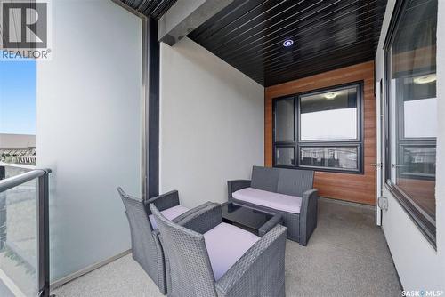 220 225 Maningas Bend, Saskatoon, SK - Outdoor With Exterior