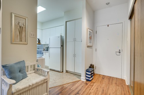 Hall d'entrée/Vestibule - 203-305 Rue Laviolette, Saint-Jérôme, QC - Indoor Photo Showing Other Room