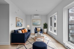 606-2030 Rue Lucien-Thimens Montréal (Saint-Laurent), QC H4R 0T3