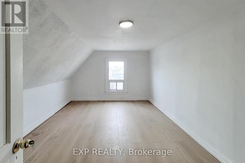 204 Sherman Avenue N, Hamilton, ON - Indoor Photo Showing Other Room