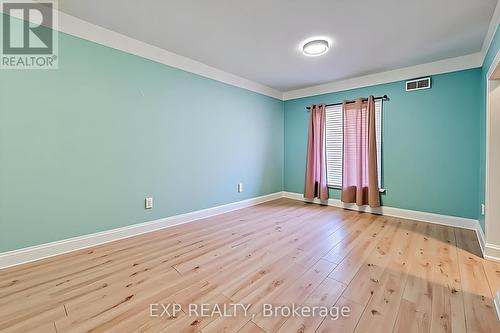 204 Sherman Avenue N, Hamilton, ON - Indoor Photo Showing Other Room