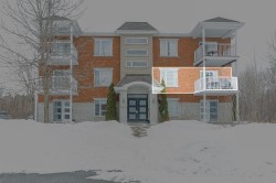 Façade - 