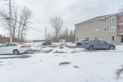 Stationnement - 202-17615 Place Després, Bécancour, QC - Outdoor
