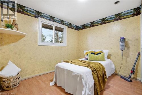 515 Strasburg Road, Kitchener, ON - Indoor Photo Showing Bedroom