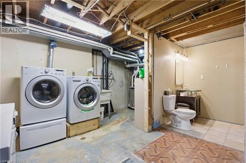 515 Strasburg Road, Kitchener, ON - Indoor Photo Showing Laundry Room