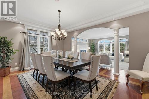 16 Seifert Court, Cambridge, ON - Indoor Photo Showing Dining Room