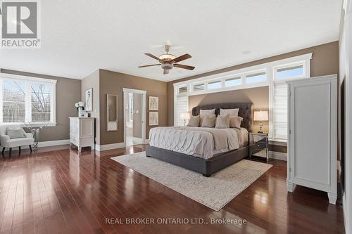 16 Seifert Court, Cambridge, ON - Indoor Photo Showing Bedroom