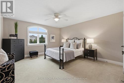 16 Seifert Court, Cambridge, ON - Indoor Photo Showing Bedroom