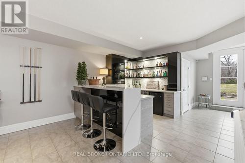 16 Seifert Court, Cambridge, ON - Indoor