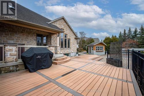 16 Seifert Court, Cambridge, ON - Outdoor With Deck Patio Veranda