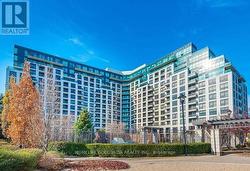 412 - 18 HARDING BOULEVARD Richmond Hill, ON L4C 0T3