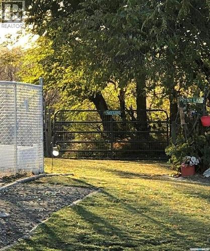 312 Golling Street, Lemberg, SK - Outdoor