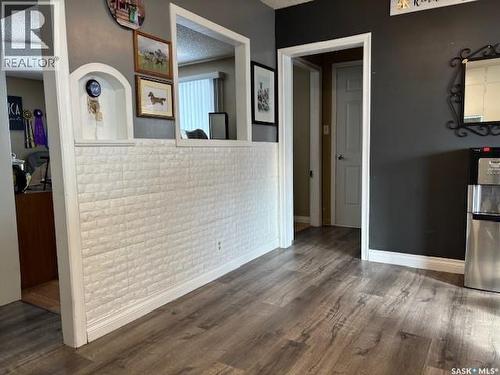 312 Golling Street, Lemberg, SK - Indoor