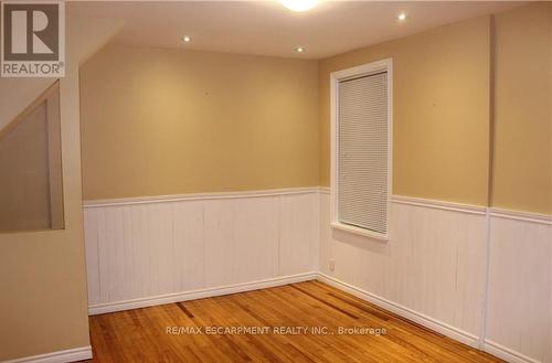 29 Oxford Street, Hamilton, ON - Indoor Photo Showing Other Room