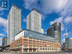1902 - 17 BATHURST STREET Toronto, ON M6A 2E1