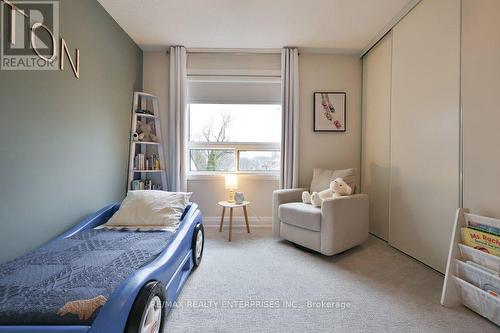 1106 Kos Boulevard, Mississauga, ON - Indoor Photo Showing Bedroom