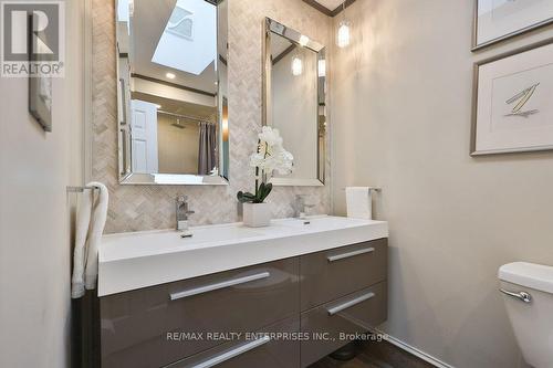 1106 Kos Boulevard, Mississauga, ON - Indoor Photo Showing Bathroom