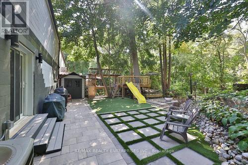 1106 Kos Boulevard, Mississauga, ON - Outdoor