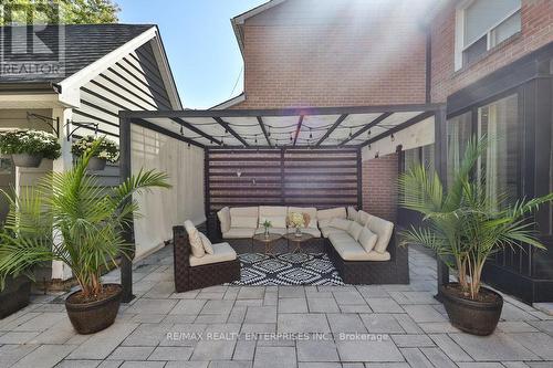 1106 Kos Boulevard, Mississauga, ON - Outdoor With Exterior
