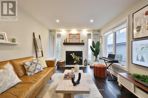 1106 Kos Boulevard, Mississauga, ON - Indoor Photo Showing Living Room With Fireplace