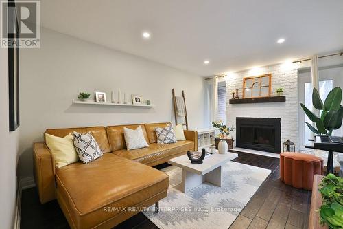 1106 Kos Boulevard, Mississauga, ON - Indoor Photo Showing Living Room With Fireplace
