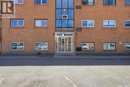 1 4341 Rae Street, Regina, SK 