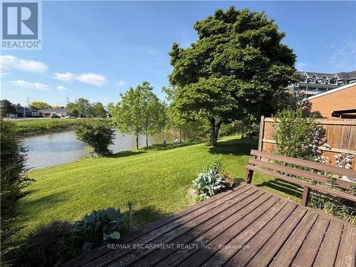 5 Jaczenko Terrace, Hamilton, ON 