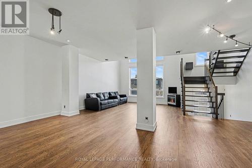 Designer paint 2026 - 805 Kingsmere Avenue, Ottawa, ON - Indoor Photo Showing Other Room