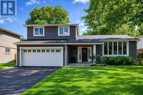 2154 HIXON STREET  Oakville, ON L6L 1T4