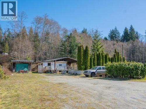 4042 Padgett Rd, Powell River, BC - Outdoor