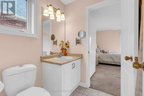 5160 Misty Pine Crescent, Mississauga, ON - Indoor Photo Showing Bathroom