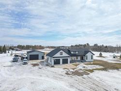 57095 99W Road  Sprucewoods, MB R0K 2A0