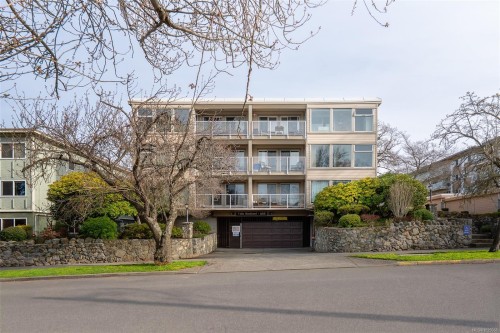 104-1166 Rockland Ave  Victoria, BC V8V 3H7