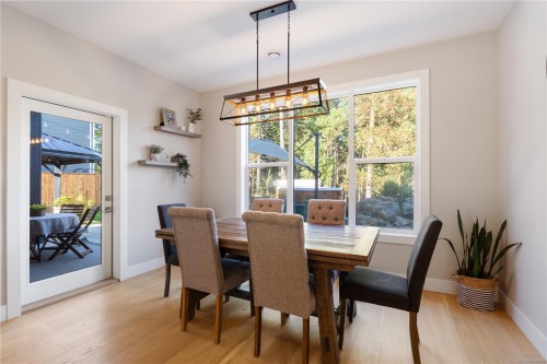 922 Greystone Pl, Langford, BC 