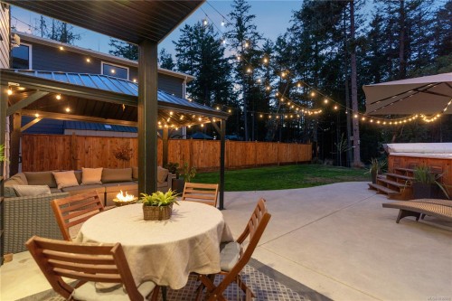 922 Greystone Pl, Langford, BC 
