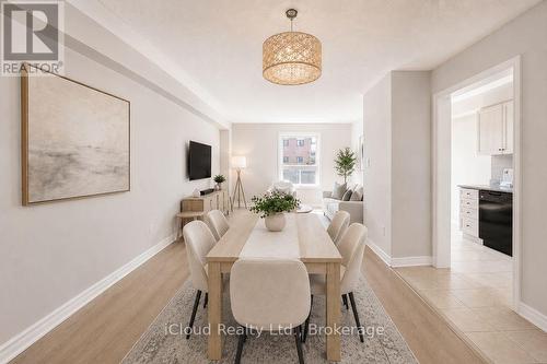 3956 Manatee Way, Mississauga, ON - Indoor Photo Showing Dining Room