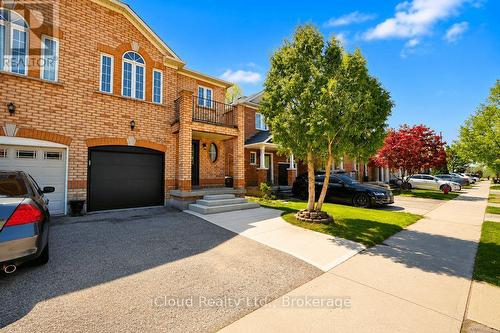 3956 Manatee Way, Mississauga, ON - Outdoor