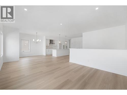 442 Arrowleaf Rise, Coldstream, BC - Indoor