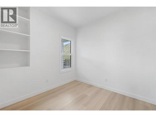 442 Arrowleaf Rise, Coldstream, BC - Indoor Photo Showing Other Room