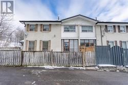 19 - 61 ARDGLEN DRIVE Brampton, ON L6W 1V1