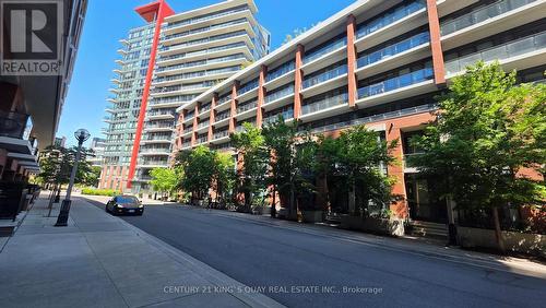 310 - 50 BRUYERES MEWS  Toronto, ON M5V 0H8
